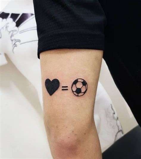 tatuajes de ftbol chiquitos|19 ideas de Tattoo fútbol 